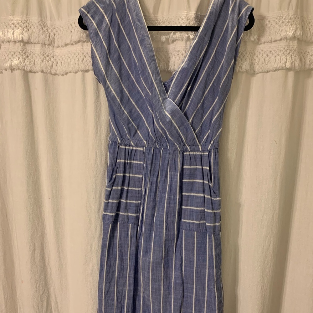Universal Threads Dress - Picture 3 of 3